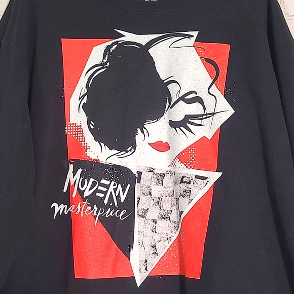NWOT Disney Cruella Crewneck Black Red Print Ring Spun Sweater Womens Size 2XL - Picture 8 of 16